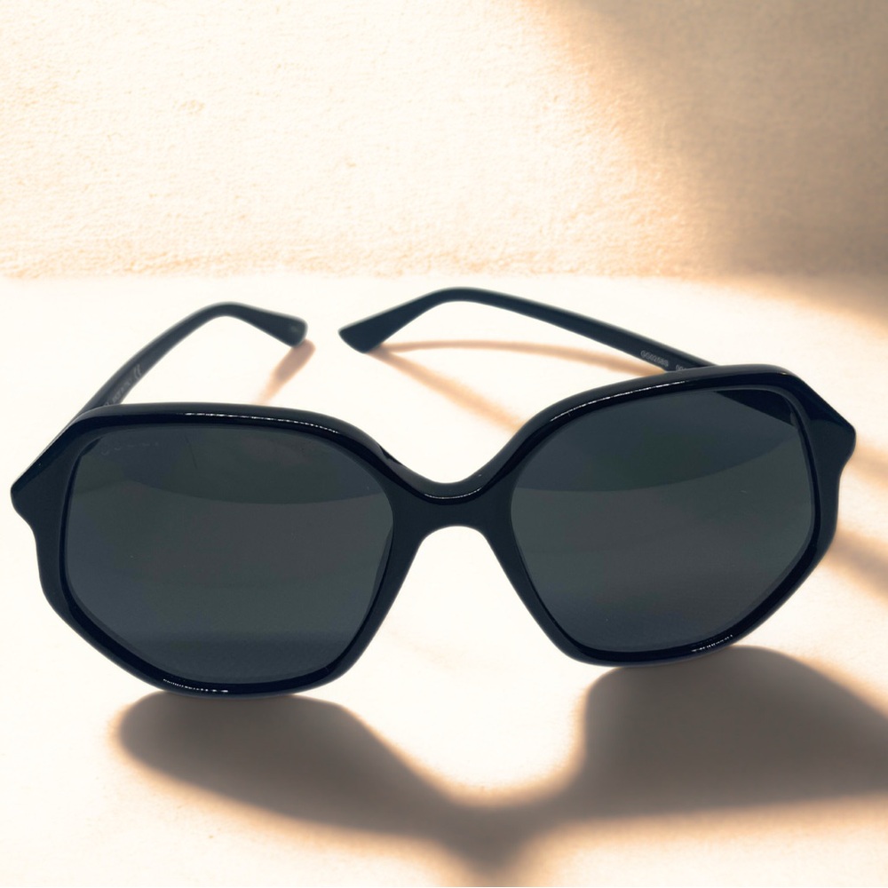 Gucci Black Geometric Sunglasses